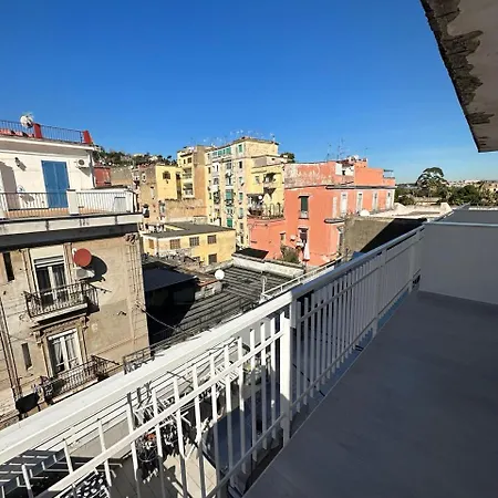 Bed & Breakfast Napolitudine