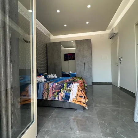 Napolitudine Bed and Breakfast 4*