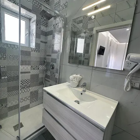 Napolitudine נאפולי