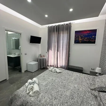 לינה וארוחת בוקר Napolitudine נאפולי