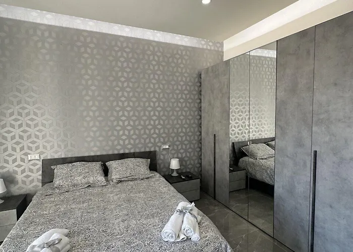 Napolitudine Bed and Breakfast 4*